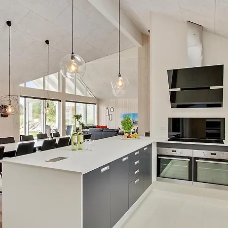 度假居 In With Kitchen