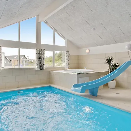 In With Kitchen Holiday home *